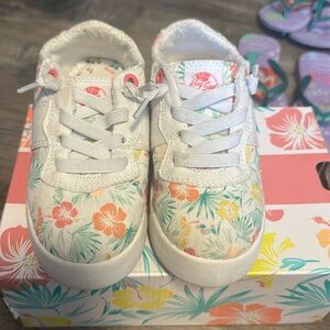 Roxy Barbie floral shoes size 11c girl